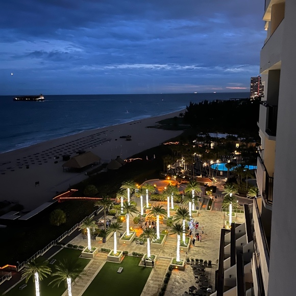 Meet your Posher, Alana - Picture 1 of 1